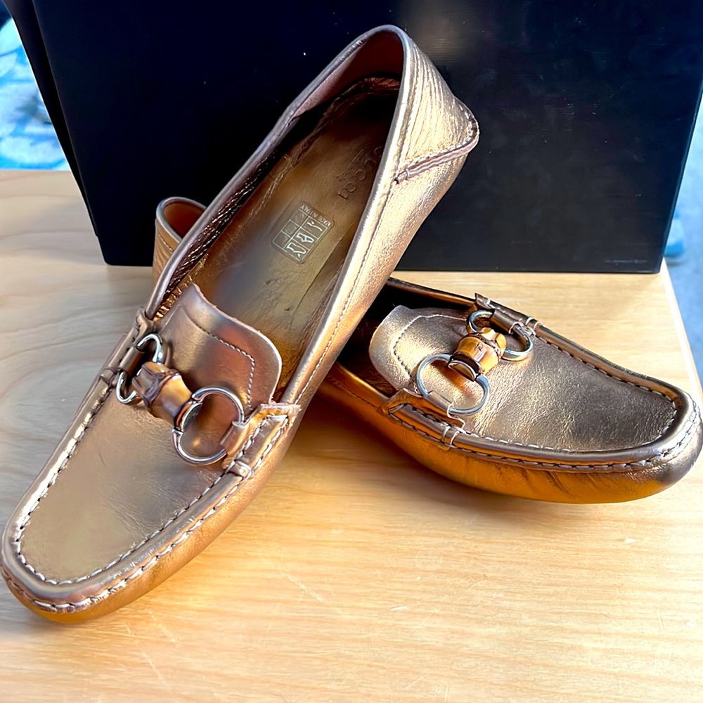 GUCCI authentic metallic bamboo moccasin